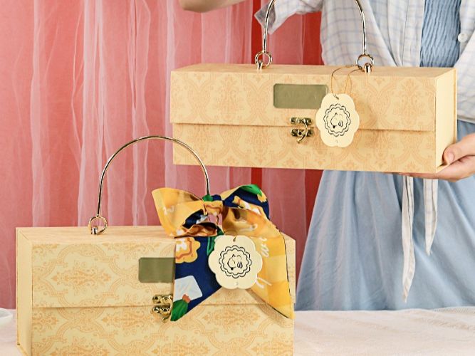 KB08- Luxury Giftbox (Rectangle)